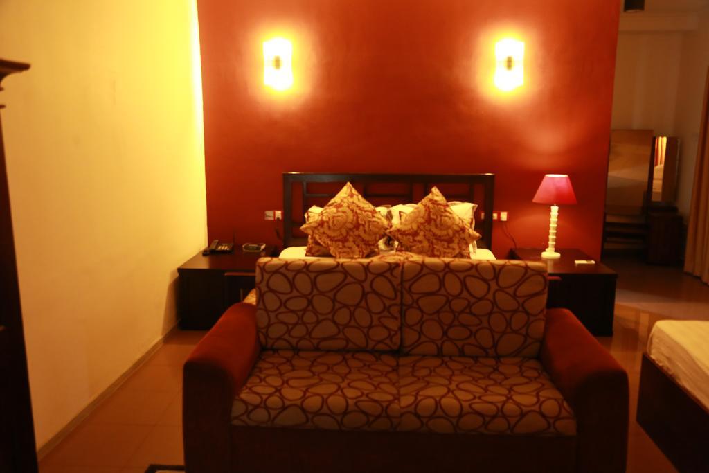 The Canes Boutique Hotel Colombo Exterior foto